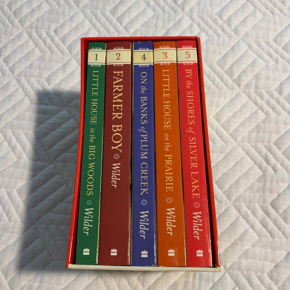 Laura Ingalls Wilder "Little House" 5 Book Set - Picture 1 of 3